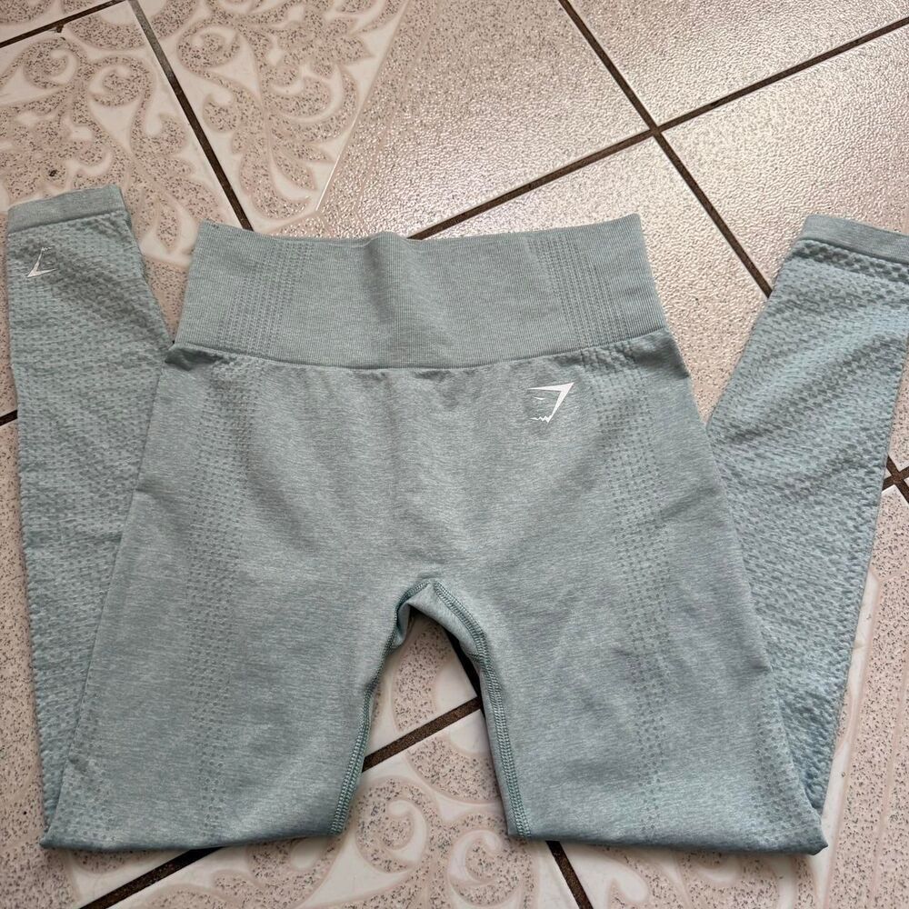 Gymshark Women's leggings Size Small